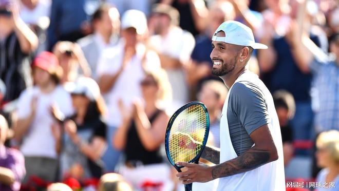 开云体育-意大利网球队险胜日本网球队，克耶高斯统治全场