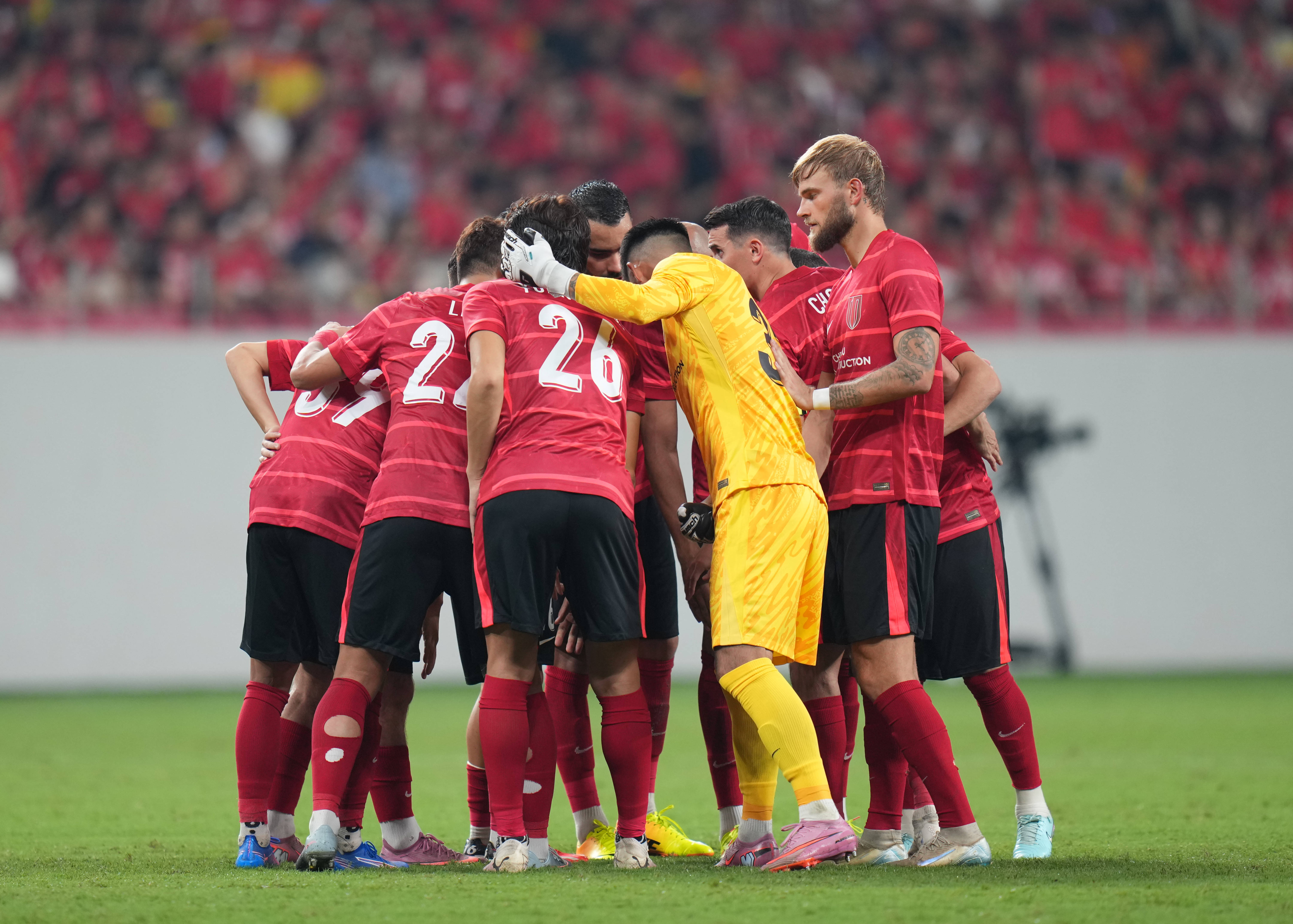 开云体育APP下载-曼联客场失利，欧冠梦或生变