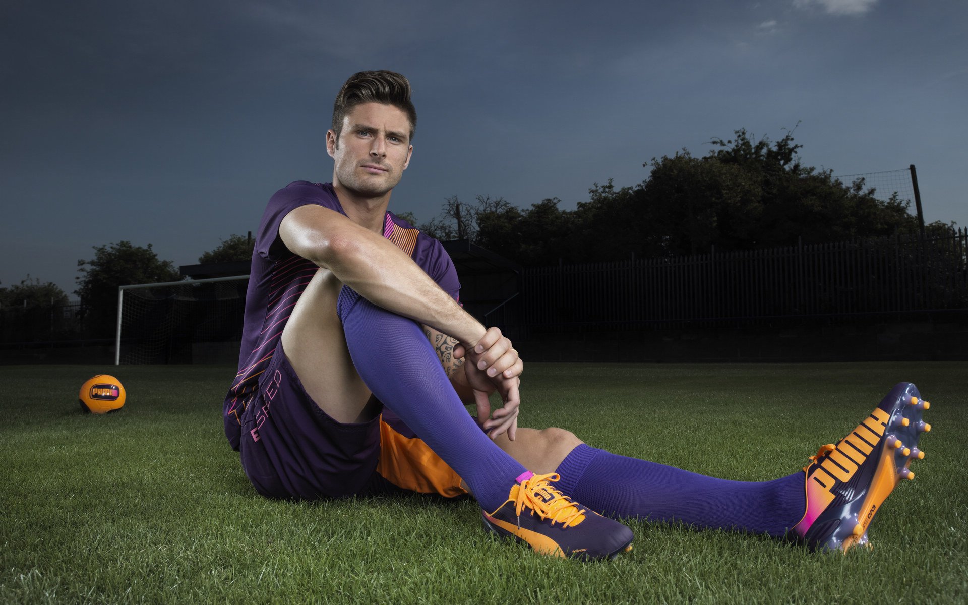 开云足球直播-欧冠半决赛之夜，霍勒迪个人能力完全展现